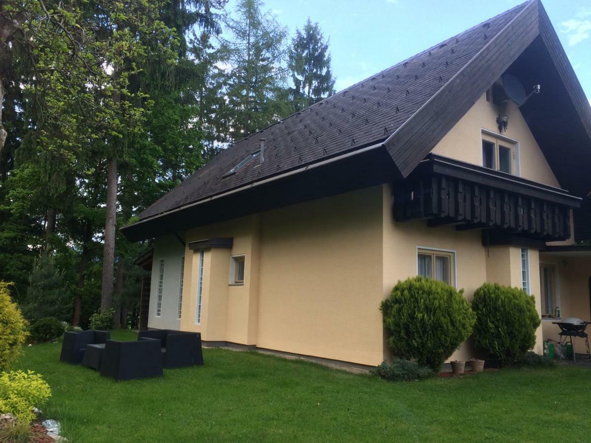 Michaelsdorf Gemuetliches Ferienhaus Am Waldrand מראה חיצוני תמונה
